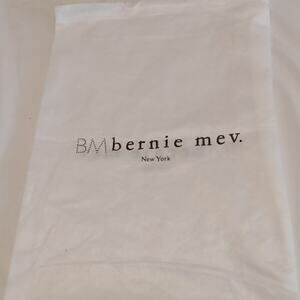 BERNIE MEV New York DUSTBAG 10in